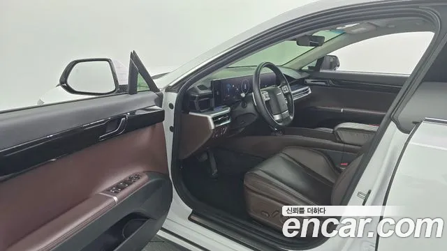 Hyundai Grandeur Grandeur (GN7) — Фото автомобиля 10