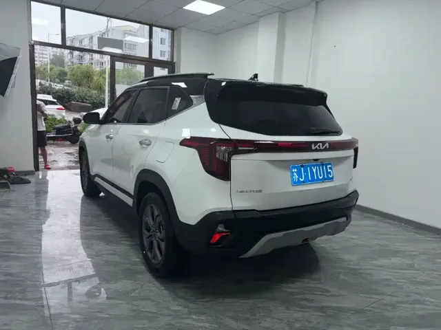 Kia Seltos — Фото автомобиля 10