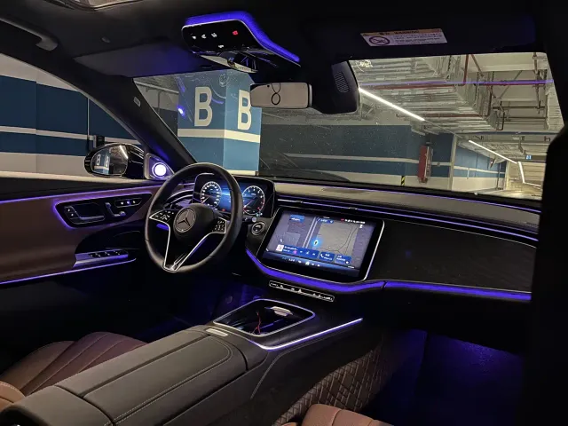 Mercedes-Benz E-Class — Фото автомобиля 13