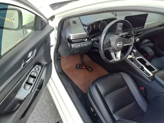 Nissan Teana — Фото автомобиля 15