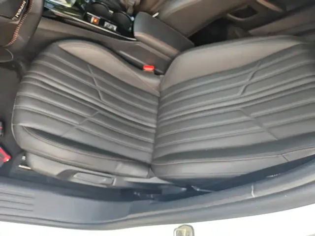 Peugeot 2008 — Фото автомобиля 14