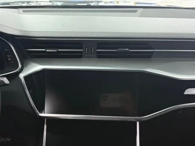 Audi A6L — Фото автомобиля 10