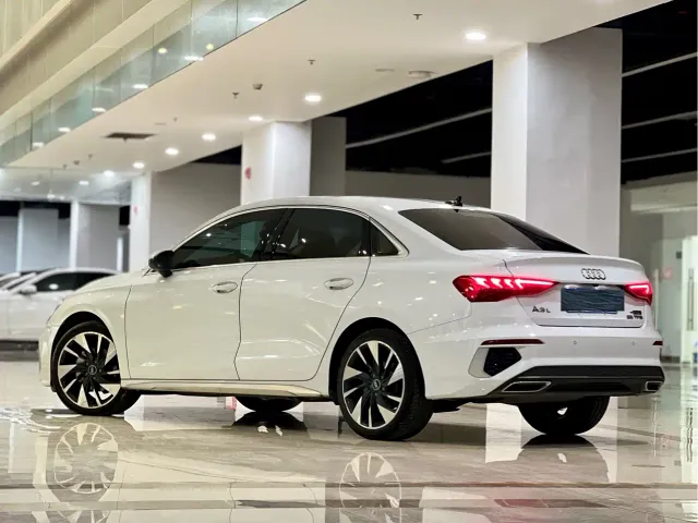 Audi A3 — Фото автомобиля 4