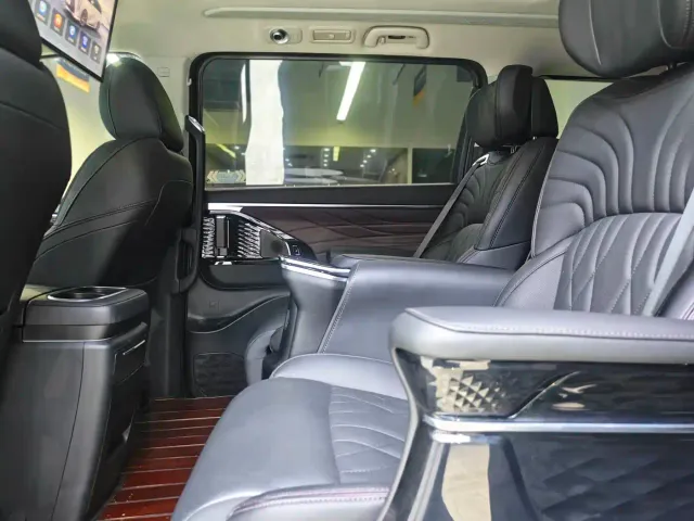 GAC Trumpchi M8 — Фото автомобиля 5