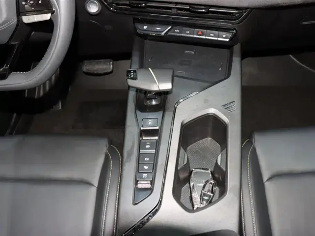 Changan X5 Plus — Фото автомобиля 15