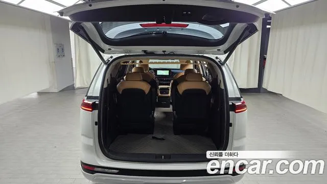 Kia Canival Carnival 4 поколение Бензин 9 мест Noblesse — Фото автомобиля 16