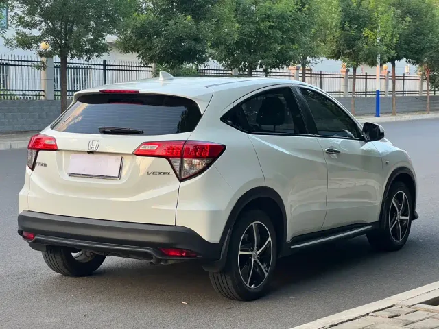 Honda Vezel — Фото автомобиля 4