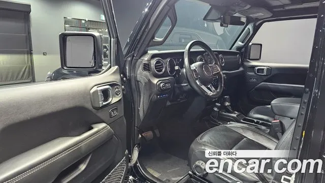 Jeep Wrangler JL — Фото автомобиля 10