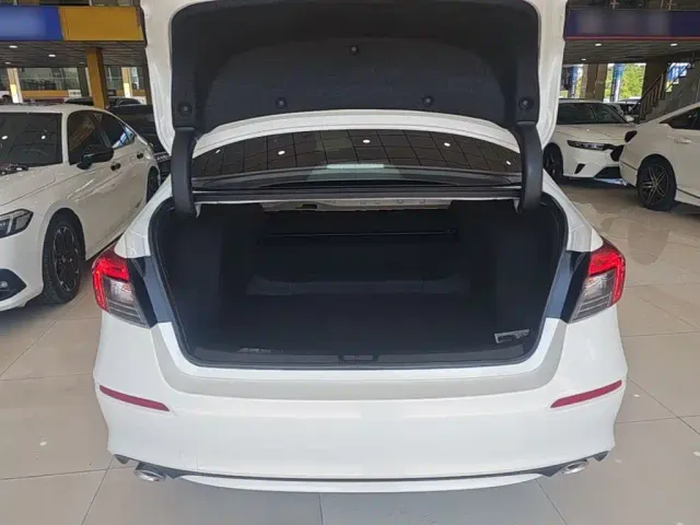 Honda Civic — Фото автомобиля 18