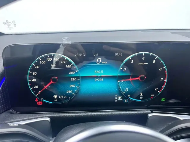 Mercedes-Benz GLB-Class — Фото автомобиля 9