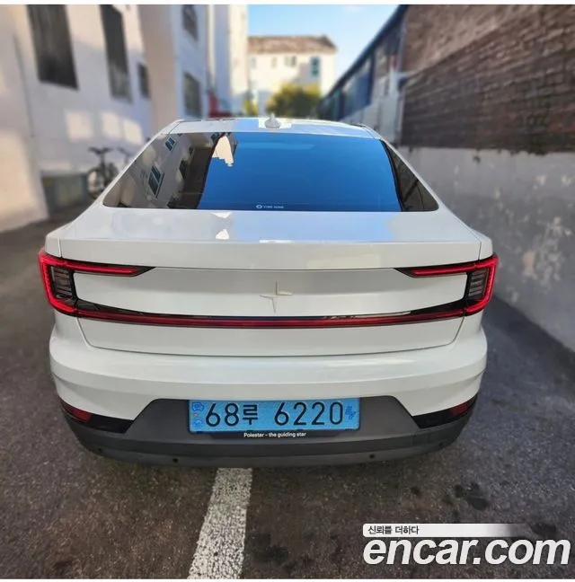 Polestar 2 — Фото автомобиля 4