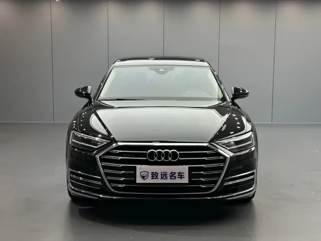 Audi A8 — Фото автомобиля 2