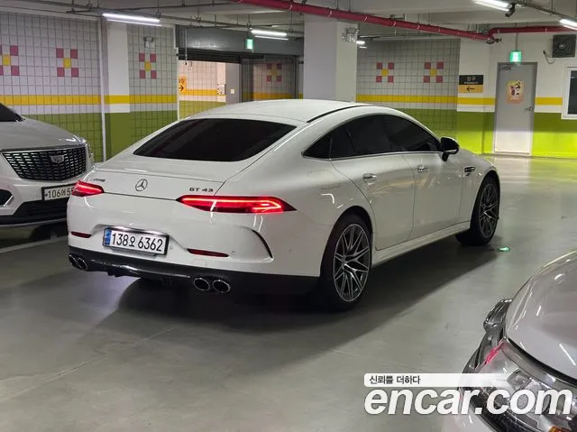 Mercedes-Benz AMG GT 4 двери 43 4MATIC+ — Фото автомобиля 2