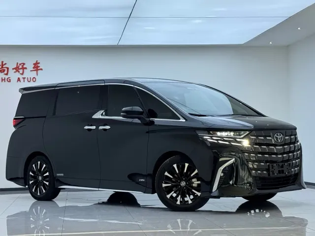 Toyota Alphard — Фото автомобиля 3