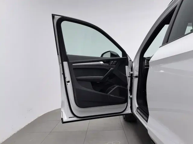 Audi Q5L — Фото автомобиля 8