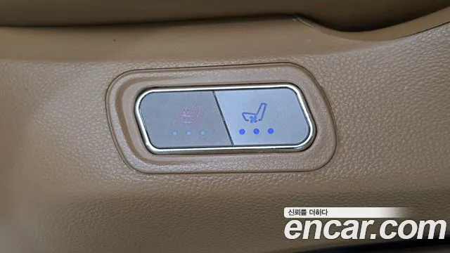 Kia Carnival 4th Gen — Фото автомобиля 25