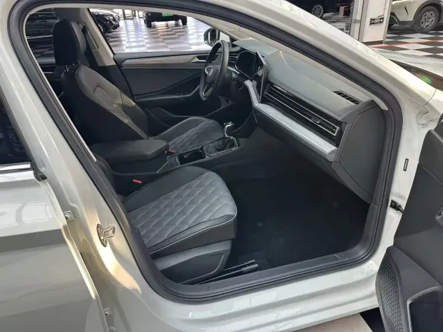Volkswagen Sagitar — Фото автомобиля 18