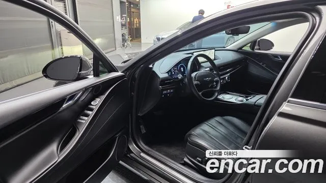 Genesis G80 Бензин 3.5 турбо AWD — Фото автомобиля 10