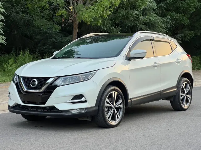 Фотография автомобиля — Nissan Qashqai