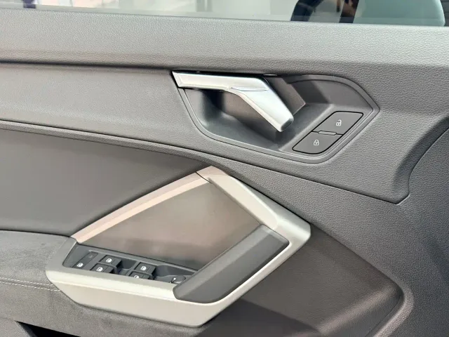 Audi Q3 — Фото автомобиля 13