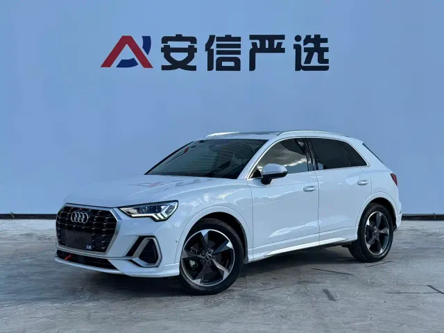 Фотография автомобиля — Audi Q3