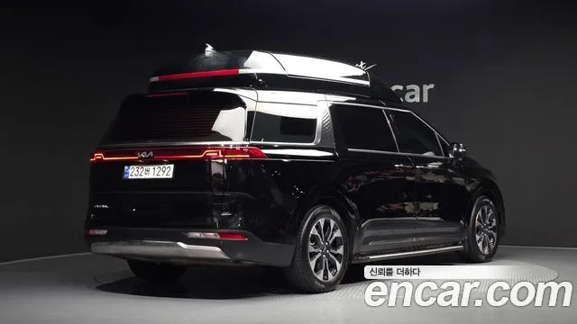 Фотография автомобиля — Kia Carnival Generation 4