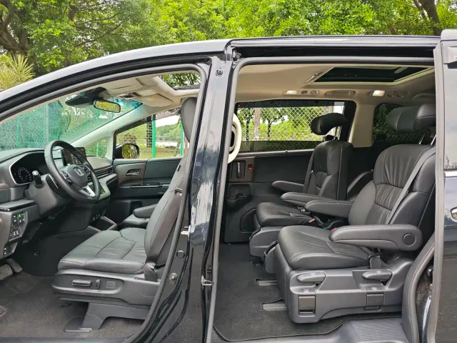 Honda Odyssey — Фото автомобиля 7