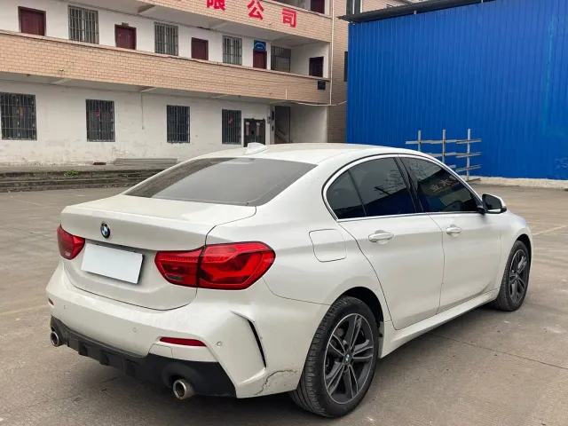 BMW 1 Series — Фото автомобиля 5