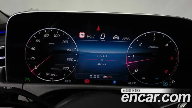 Mercedes-Benz E-Class — Фото автомобиля 8