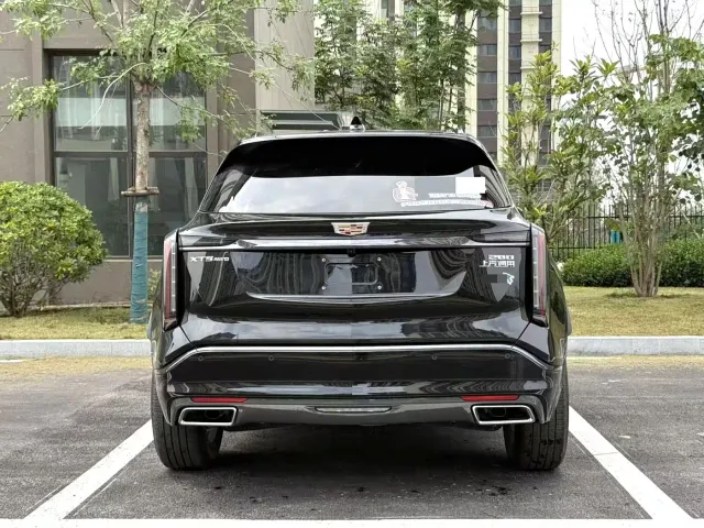 Cadillac XT5 — Фото автомобиля 4