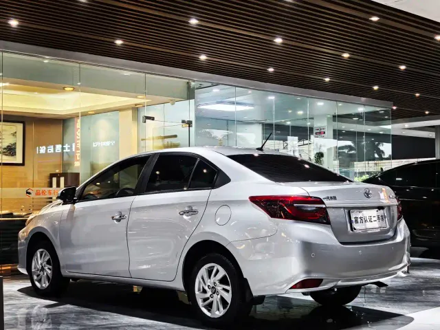 Toyota Vios — Фото автомобиля 13