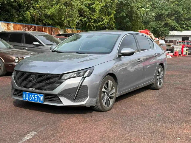 Peugeot 408 — Фото автомобиля 10