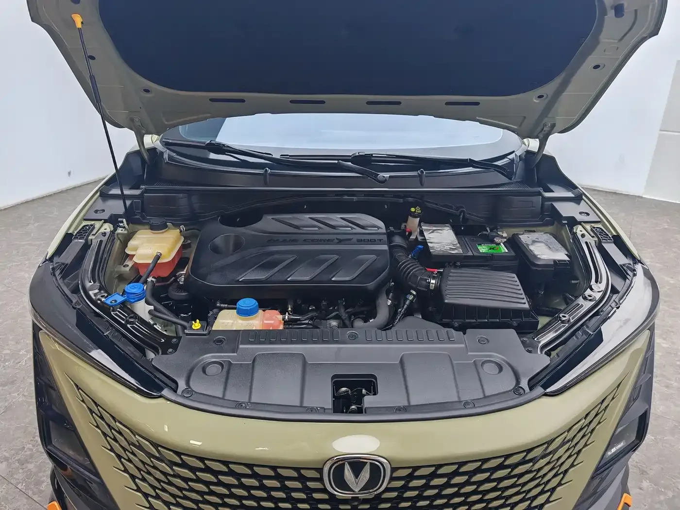 Changan Changan UNI-T 2022 1.5T Sport Premium — Фото автомобиля 12