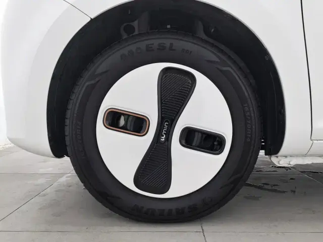 Changan Lumin — Фото автомобиля 17