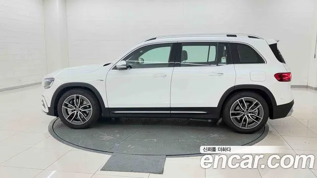 Mercedes-Benz GLB-Class — Фото автомобиля 3