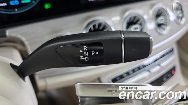 Mercedes-Benz CLS-Class — Фото автомобиля 8