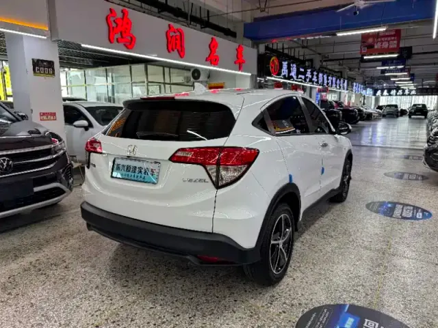 Honda Vezel — Фото автомобиля 10