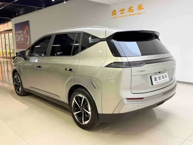GAC Aion Y — Фото автомобиля 10