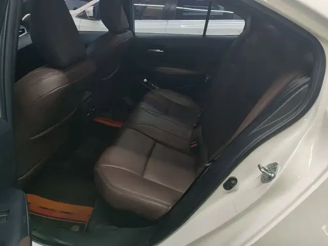 Toyota Corolla — Фото автомобиля 17