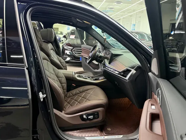 BMW X5 — Фото автомобиля 16
