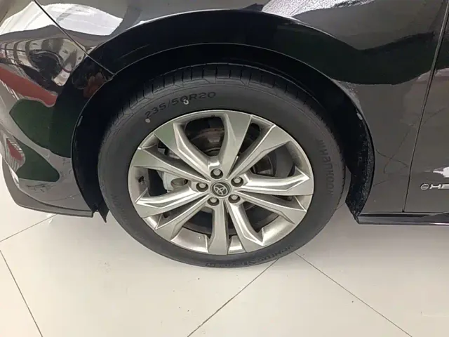 Toyota Sienna — Фото автомобиля 22