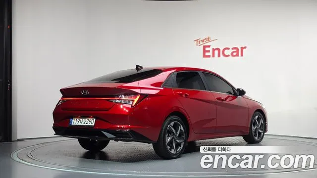 Hyundai Avante CN7 — Фото автомобиля 2