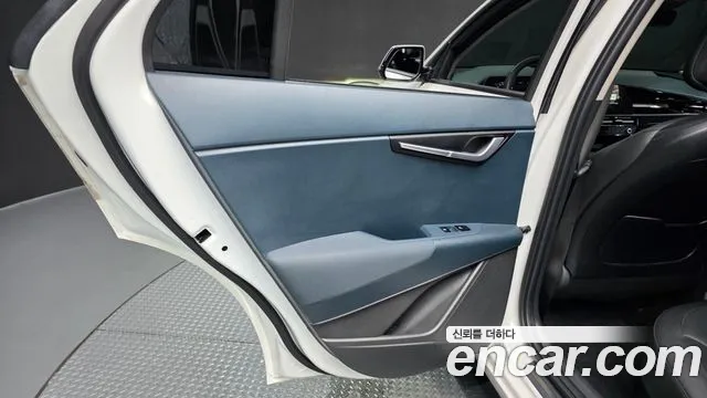 Kia Niro The All New Niro Signature — Фото автомобиля 22