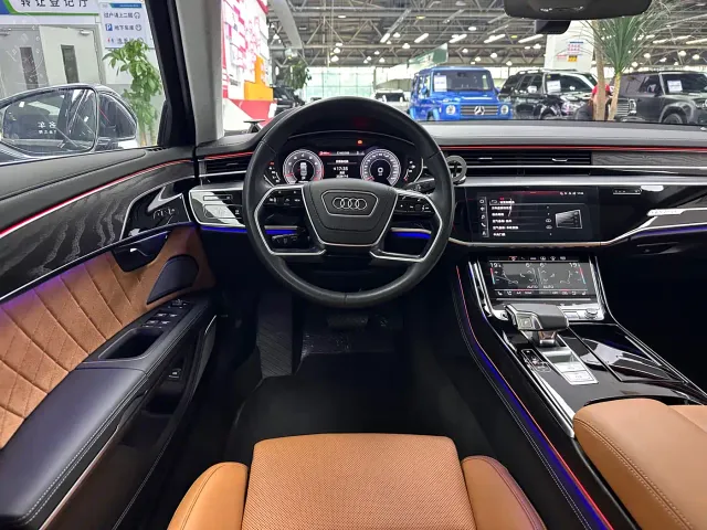 Audi A8 — Фото автомобиля 30