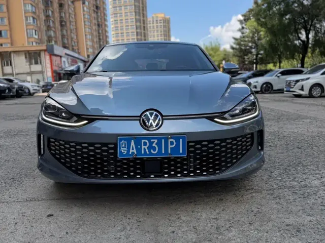 Volkswagen Lamando — Фото автомобиля 2
