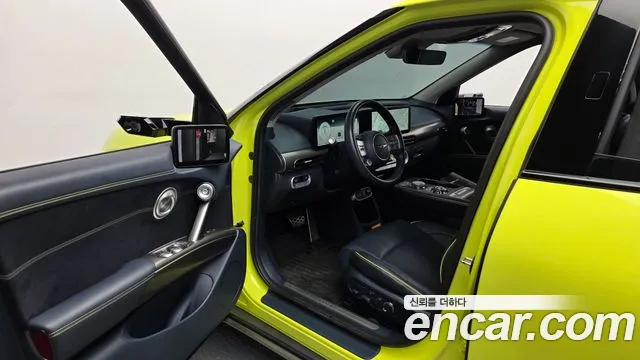 Genesis GV60 — Фото автомобиля 14