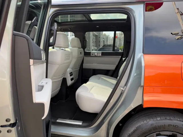 BYD FangChengBao Titanium 7 — Фото автомобиля 10