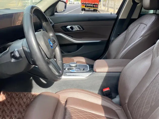 BMW i3 — Фото автомобиля 4