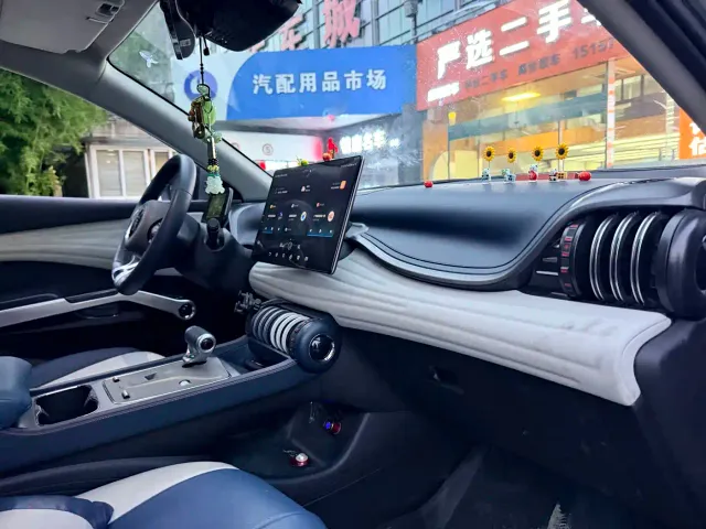 BYD Yuan PLUS — Фото автомобиля 14
