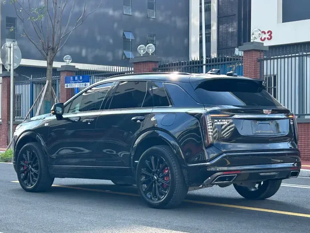 Cadillac XT5 — Фото автомобиля 4